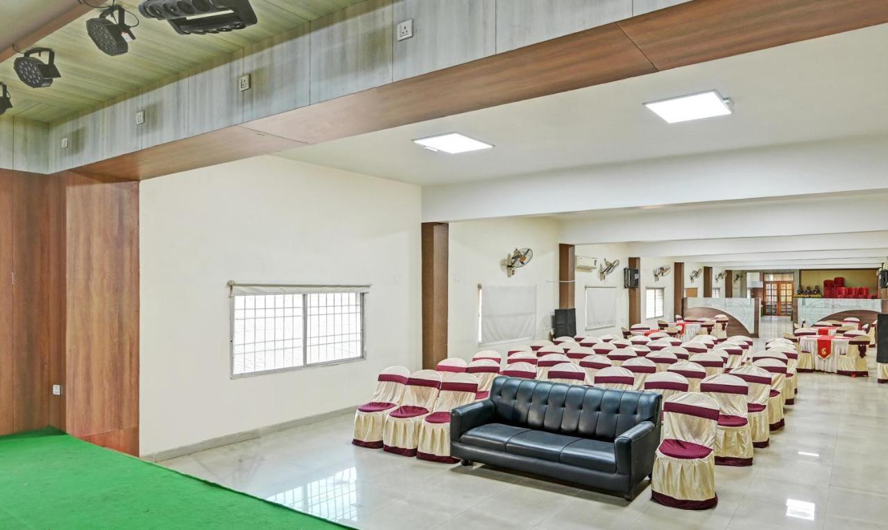 Treebo Trend Paradise Convention Rasulgarh Bhubaneswar Exterior photo